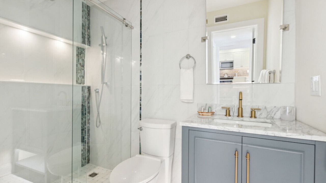 Photo of Bathroom in Amelia City