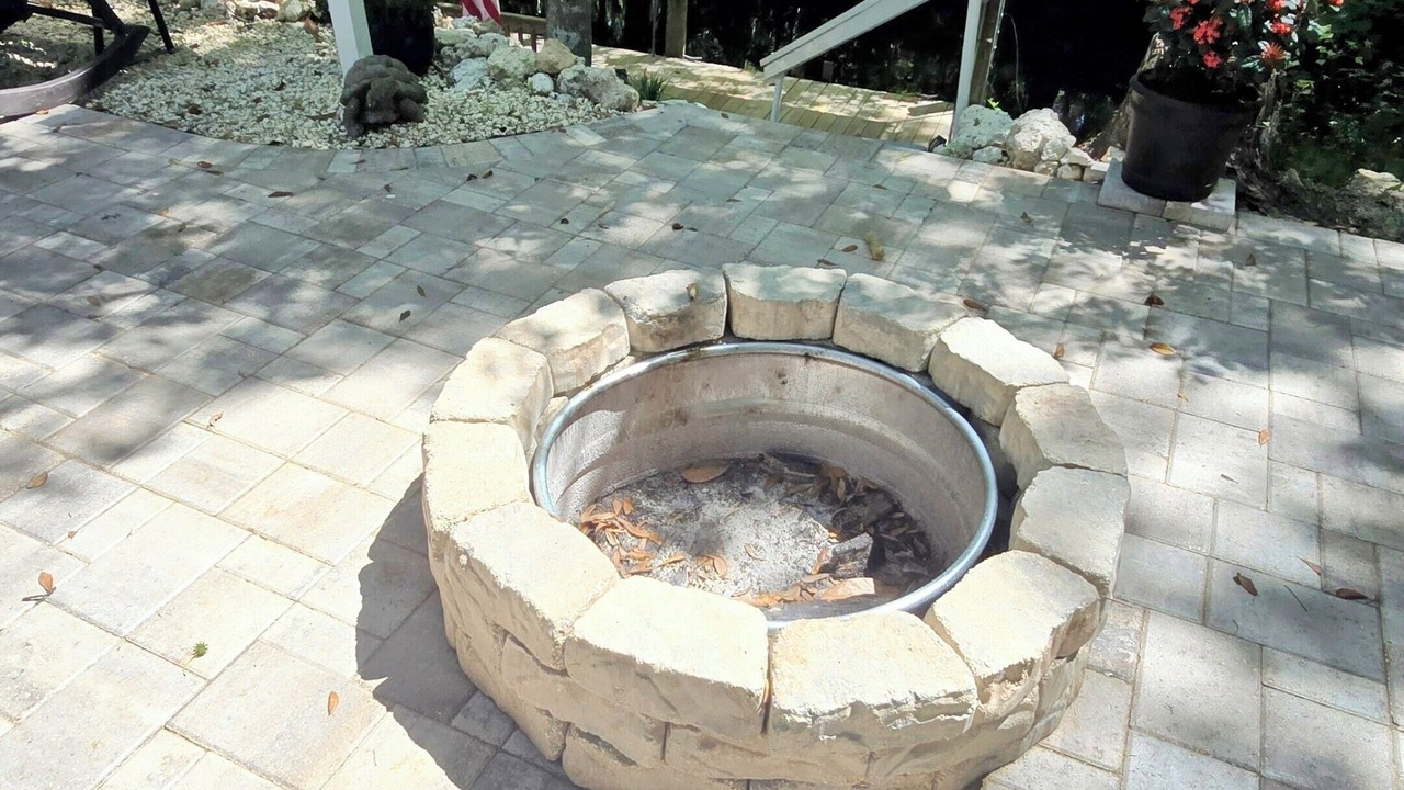 Photo of Outdoor in Inglis