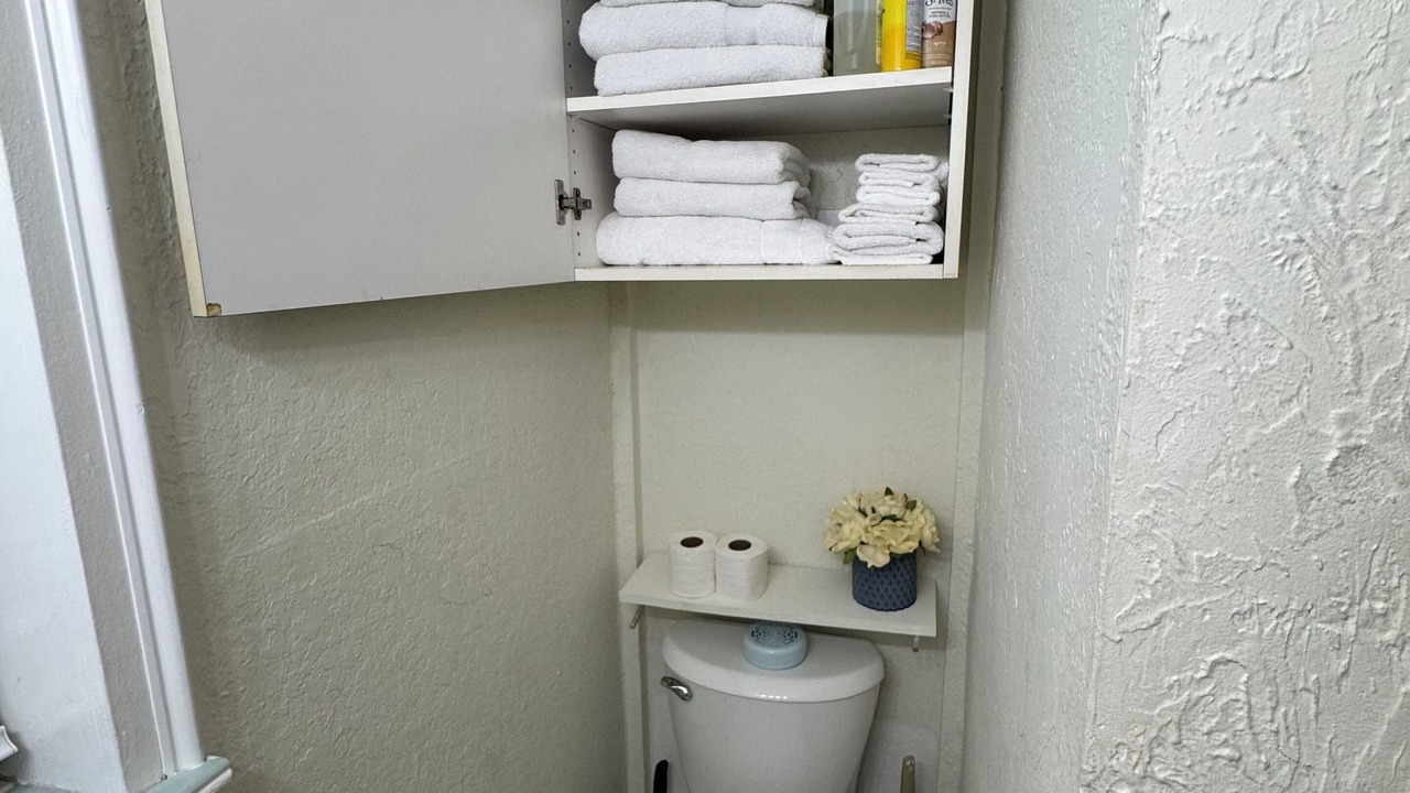 Photo of Bathroom in Flamingo Parks