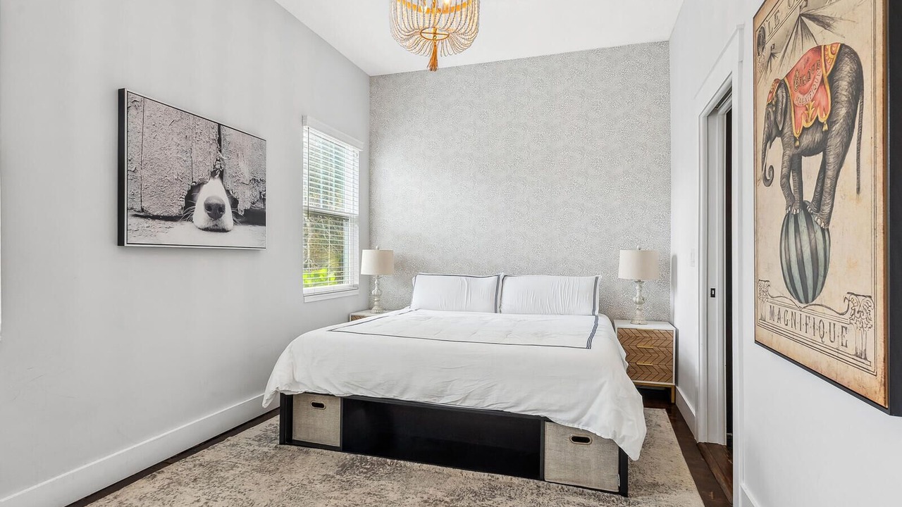 Photo of Bedroom in Laurel Park