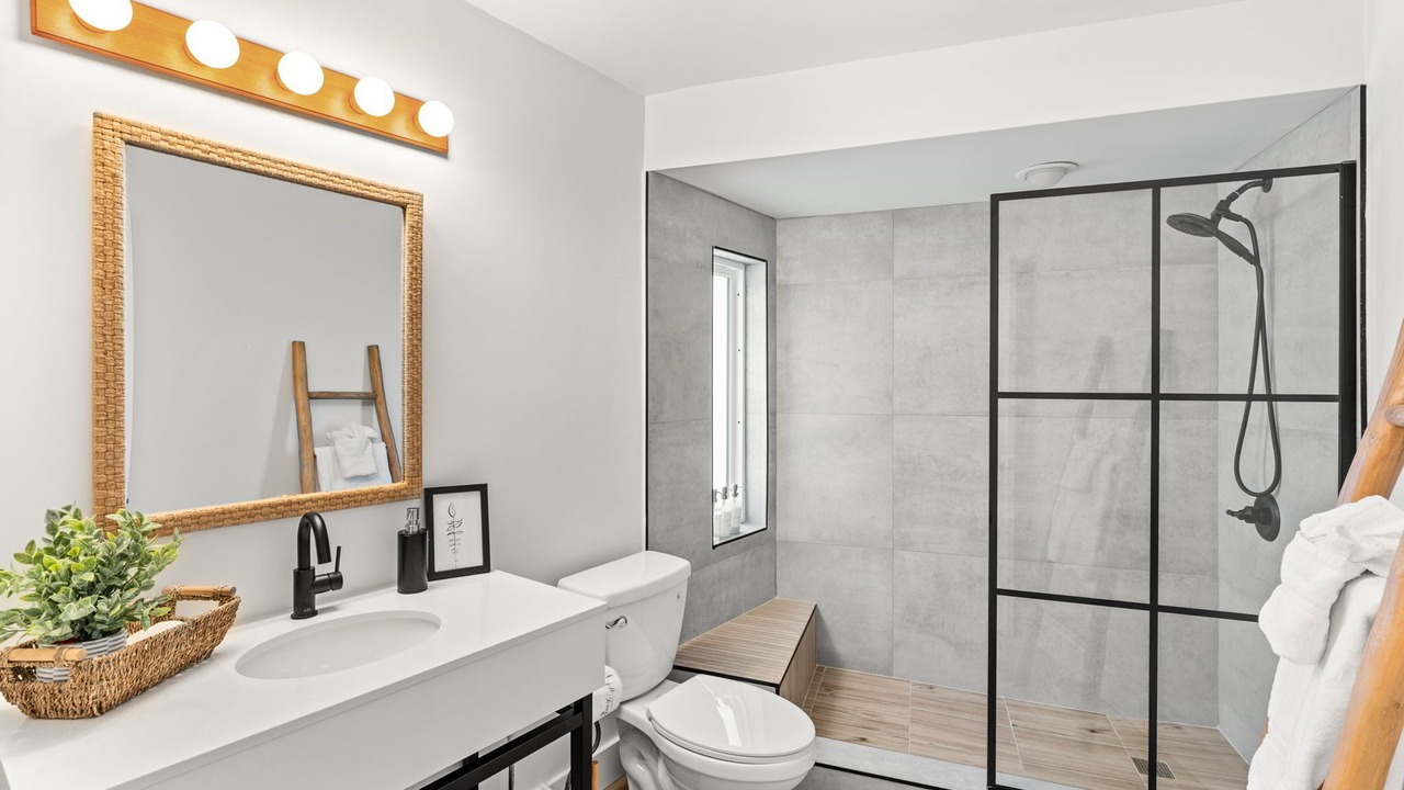 Photo of Bathroom in Melbourne Beach