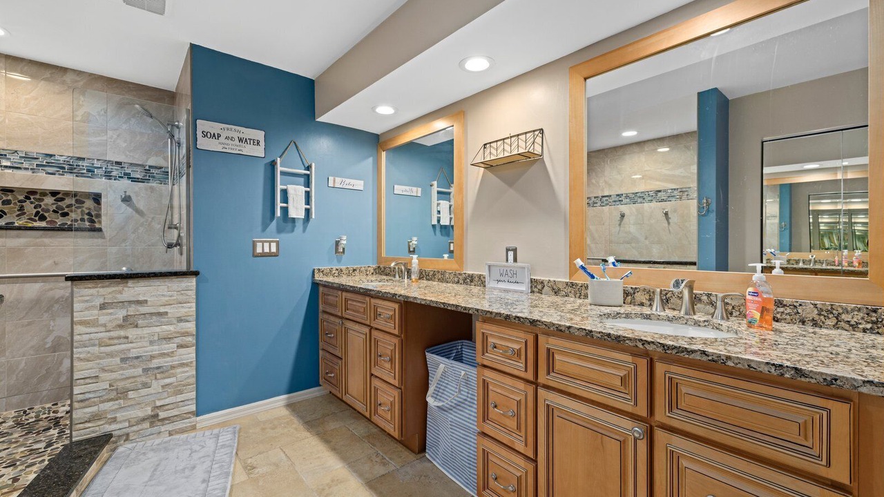 Photo of Bathroom in Plantation