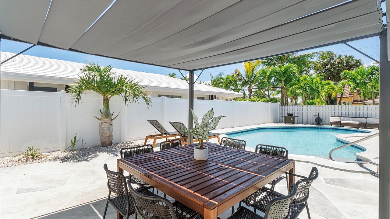 Photo of Outdoor in Dolphin Isles