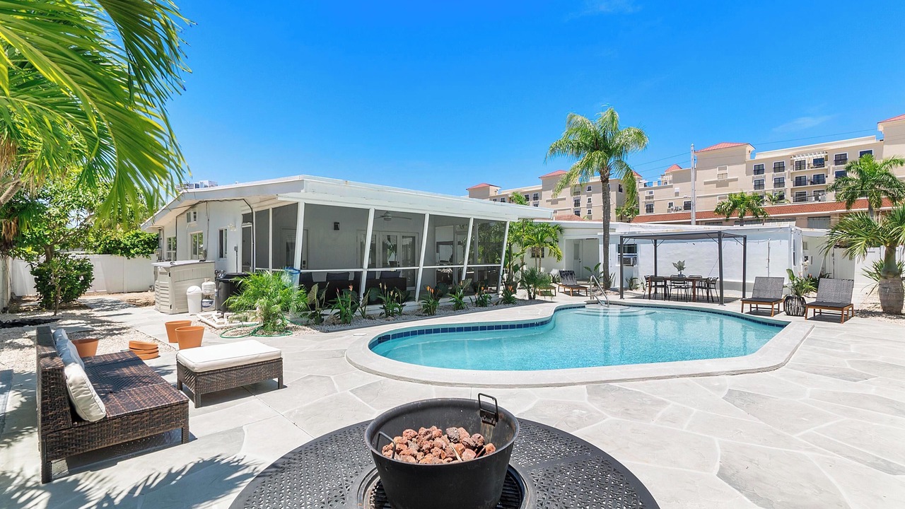 Photo of Outdoor in Dolphin Isles