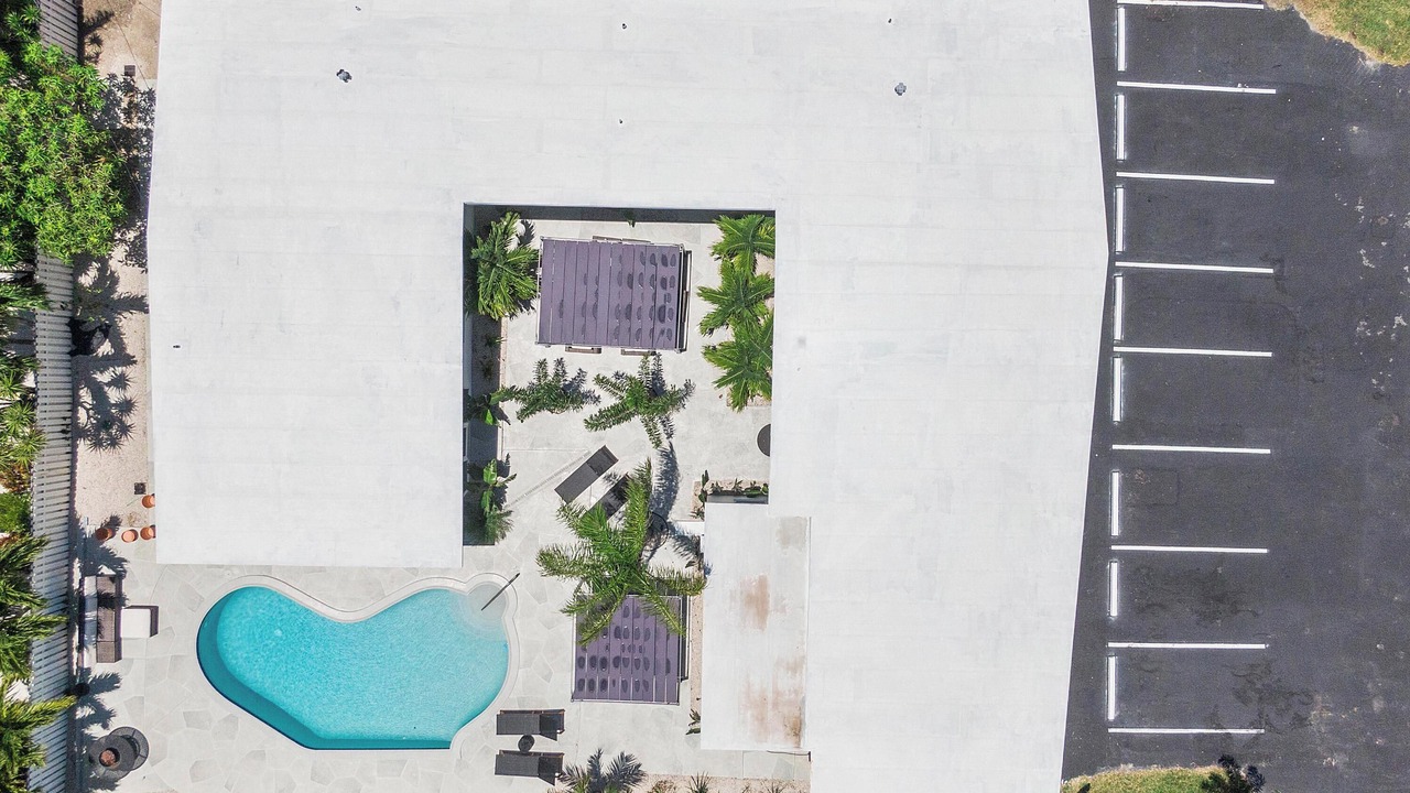 Photo of Outdoor in Dolphin Isles
