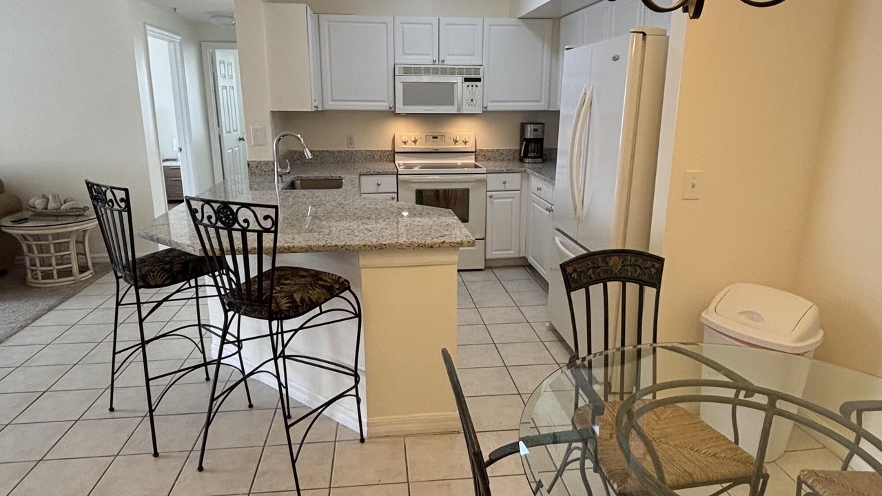 Photo of Kitchen in Beachwalk Isles