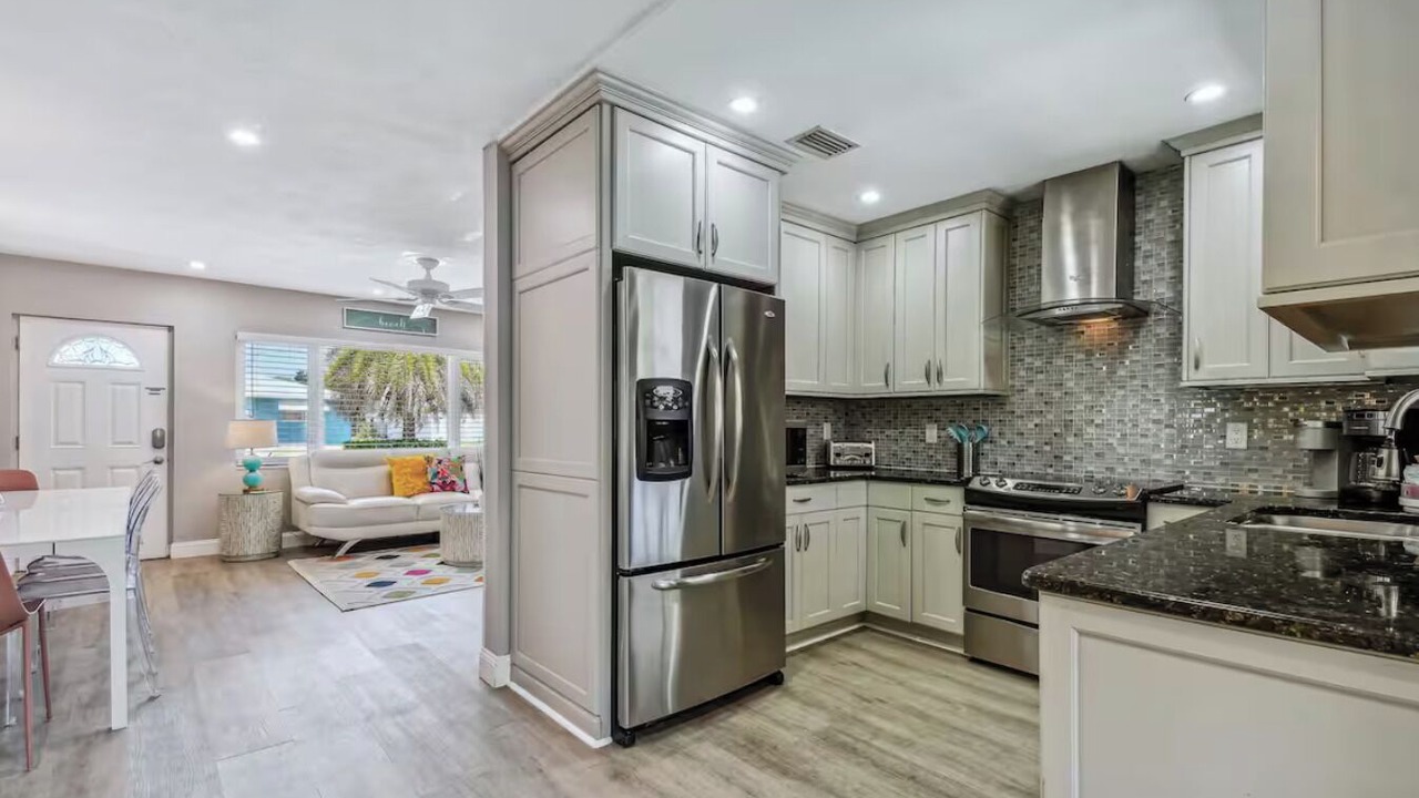 Photo of Kitchen in South Pinellas Community Council