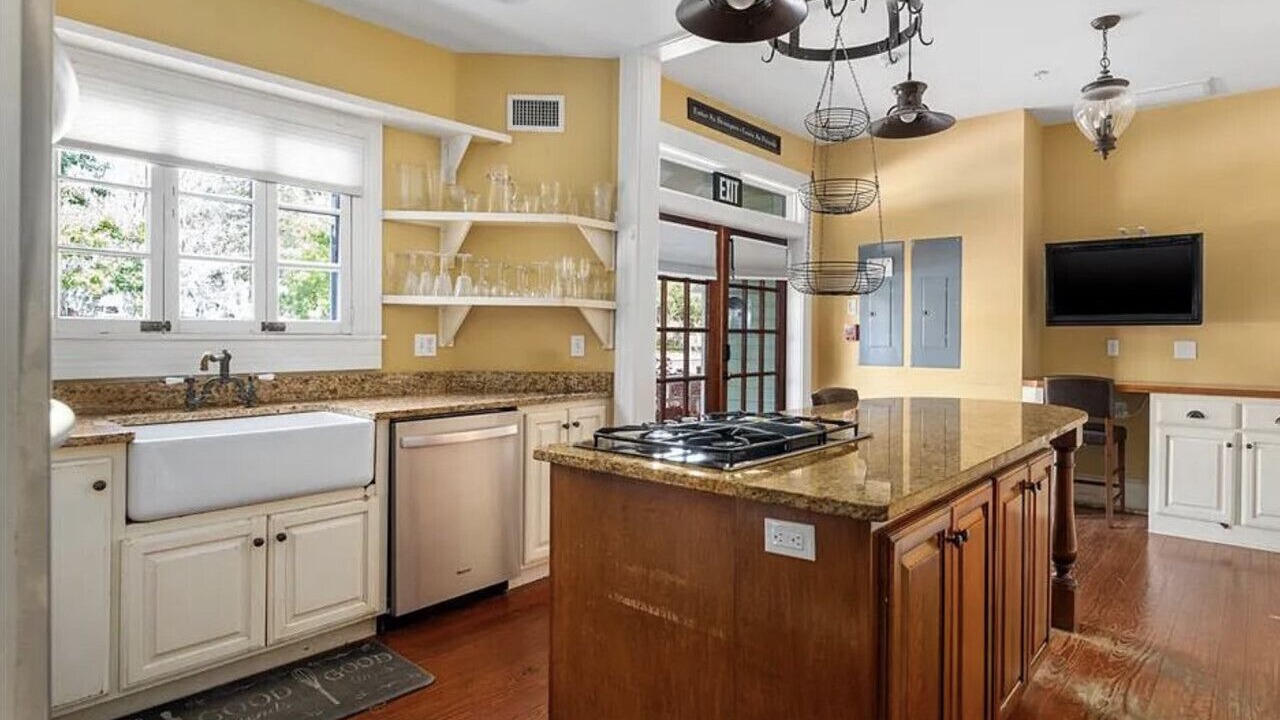 Photo of Kitchen in Gainesville