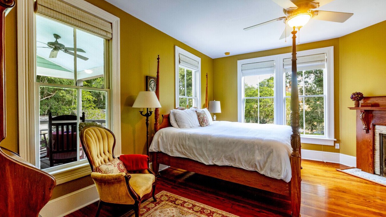 Photo of Livingroom in Gainesville