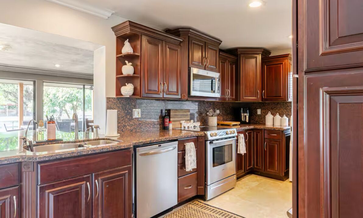Photo of Kitchen in Parkland