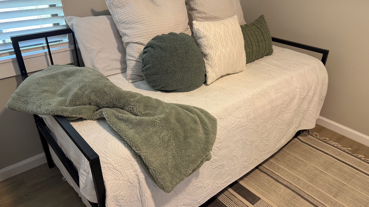 Photo of Bedroom in Lakewood