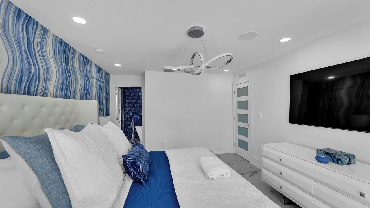 Photo of Bedroom in Harbor Village