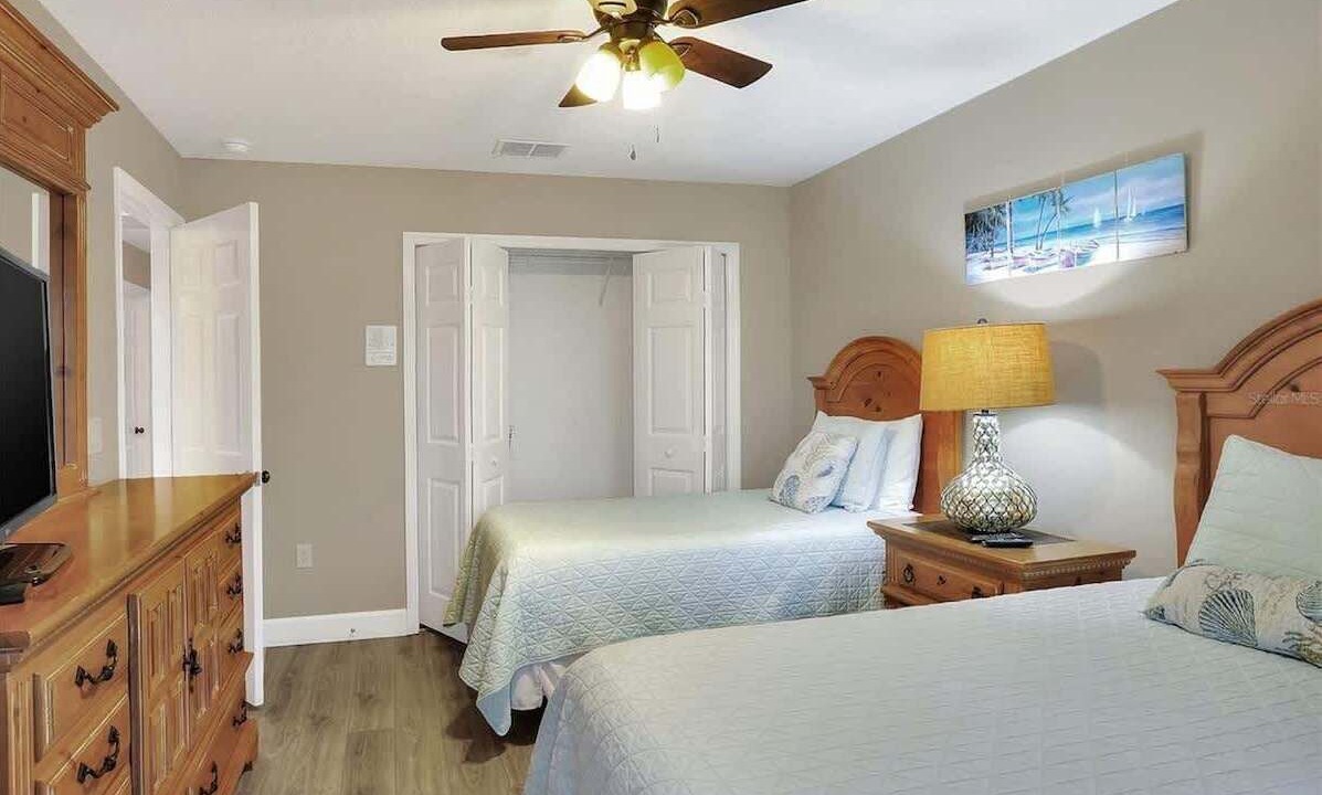 Photo of Bedroom in Sea Colony