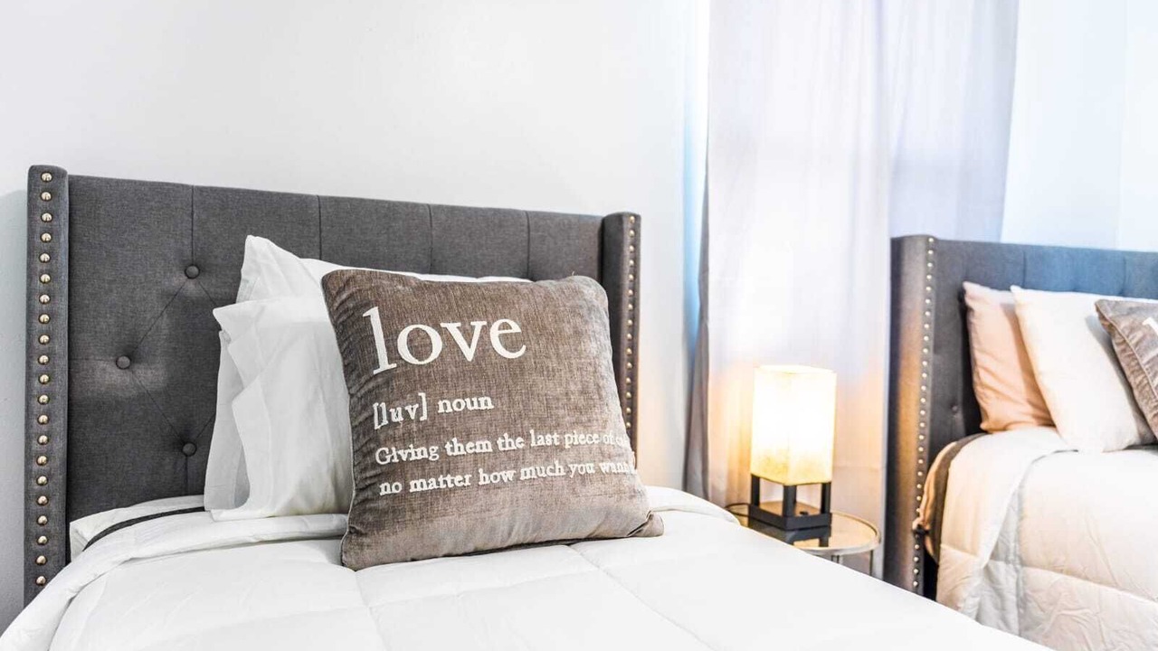Photo of Bedroom in Riviera Beach
