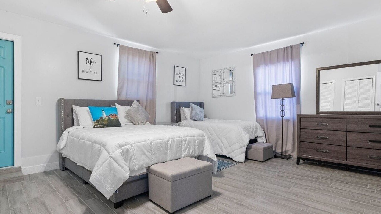 Photo of Bedroom in Riviera Beach