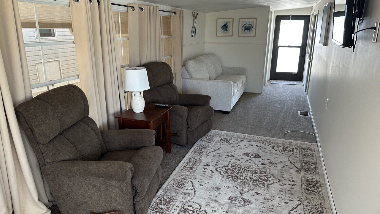 Photo of Livingroom in Zephyrhills South