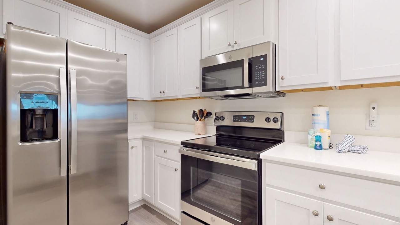 Photo of Kitchen in Innerarity Townhomes