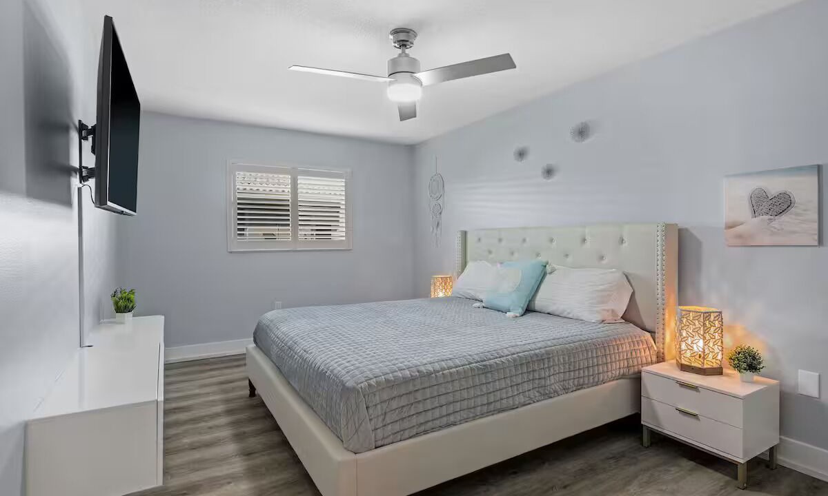 Photo of Bedroom in Laurel