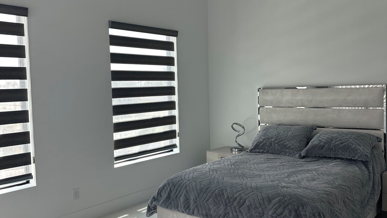 Photo of Bedroom in Yacht Club