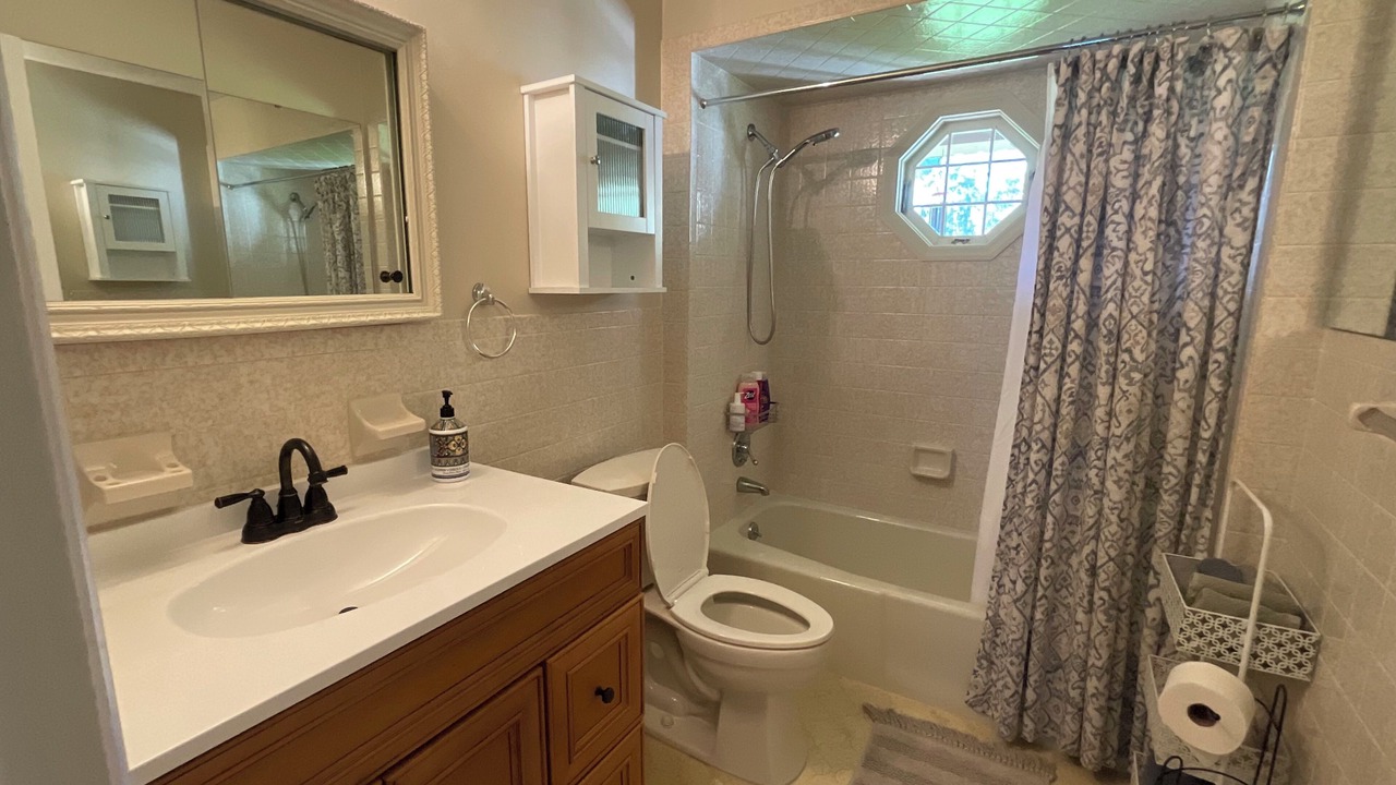 Photo of Bathroom in Floral City