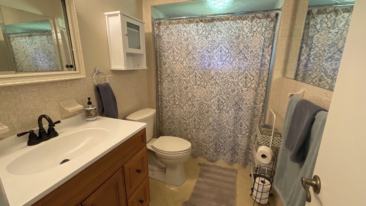 Photo of Bathroom in Floral City