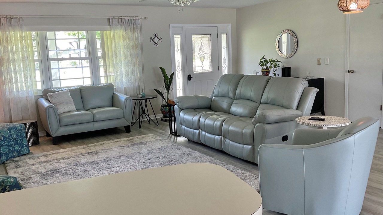 Photo of Livingroom in Floral City
