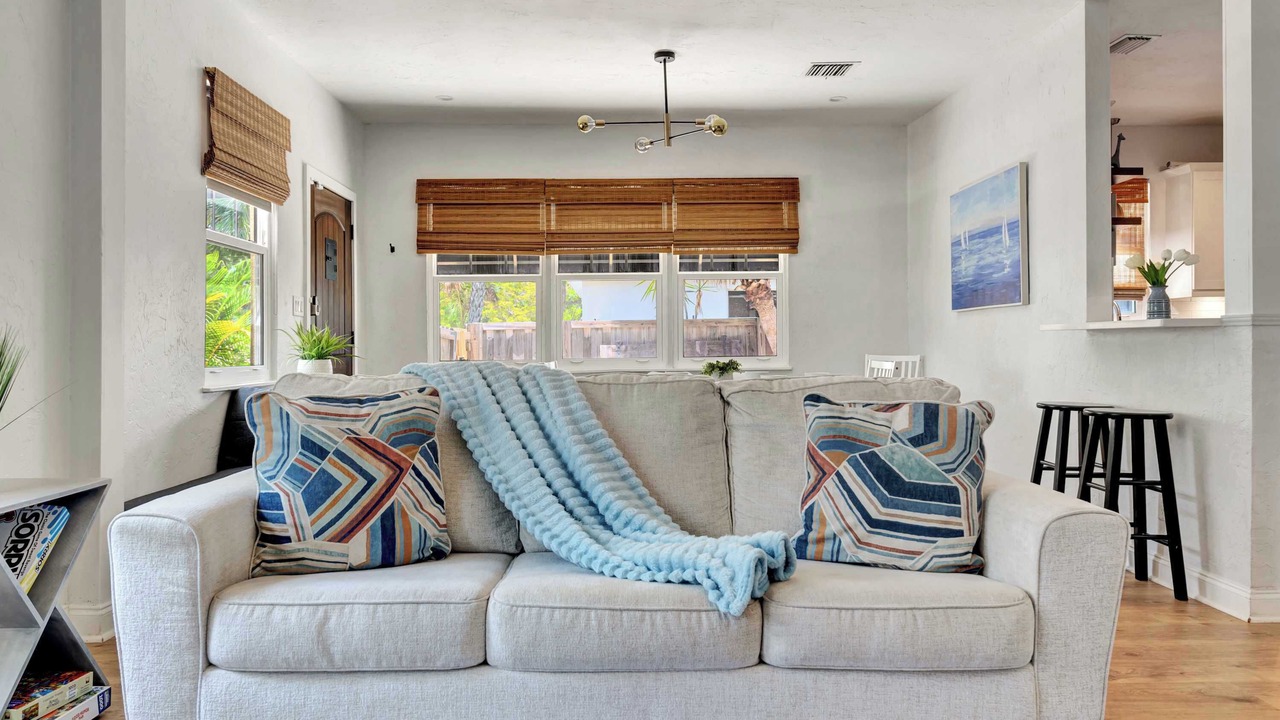 Photo of Livingroom in Arlington Park