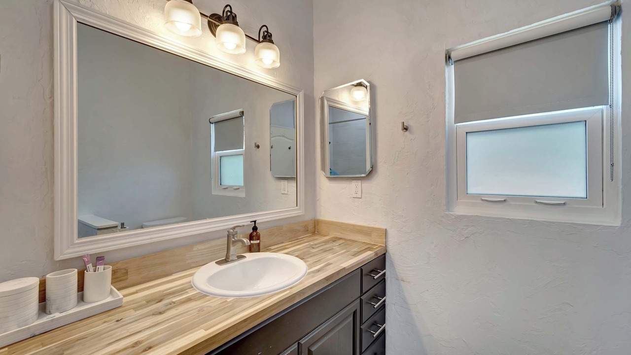 Photo of Bathroom in Arlington Park