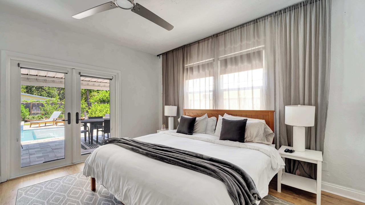 Photo of Bedroom in Arlington Park