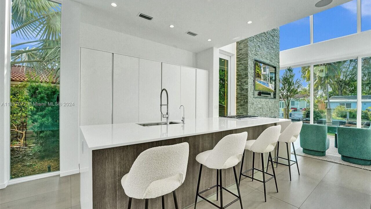 Photo of Kitchen in Poinsettia Heights