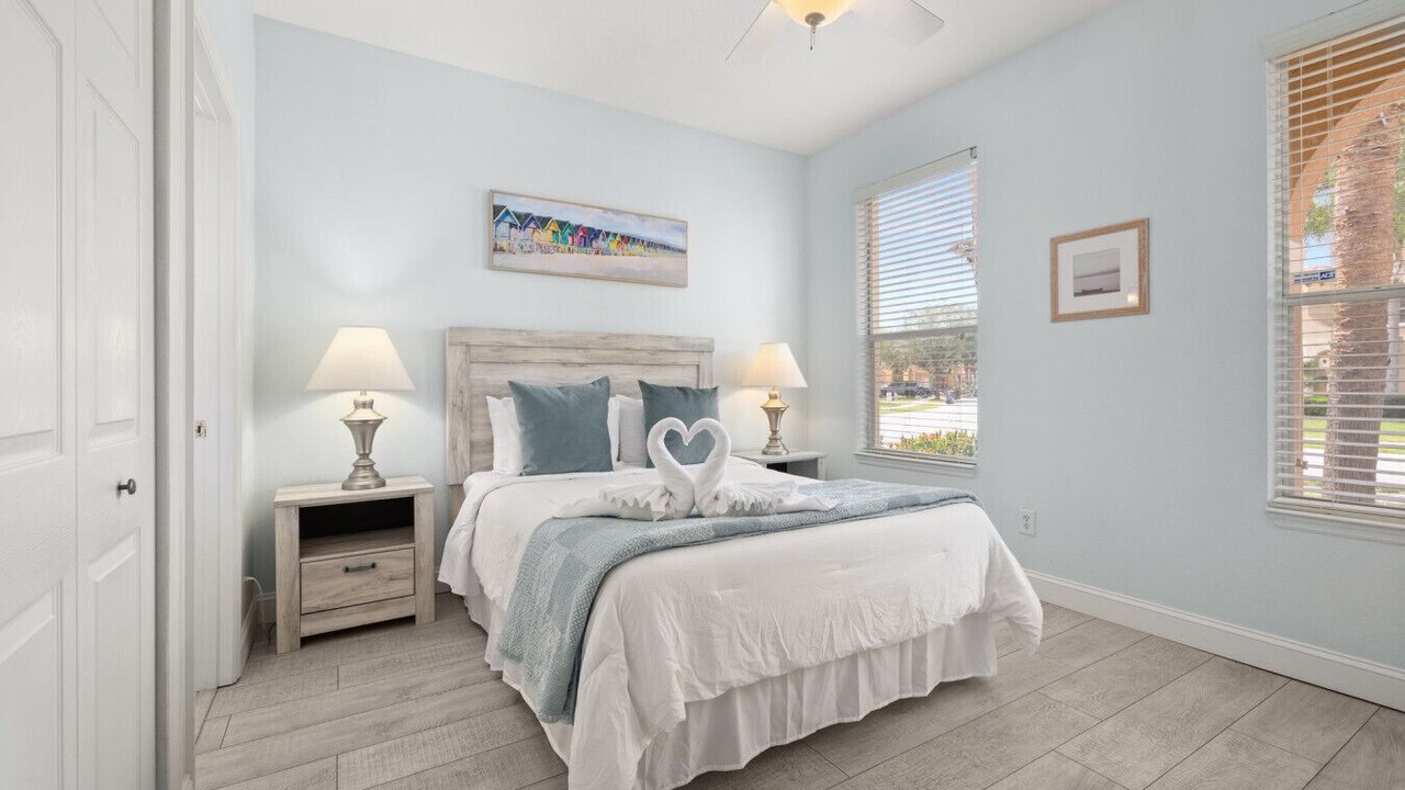 Photo of Bedroom in Watersong