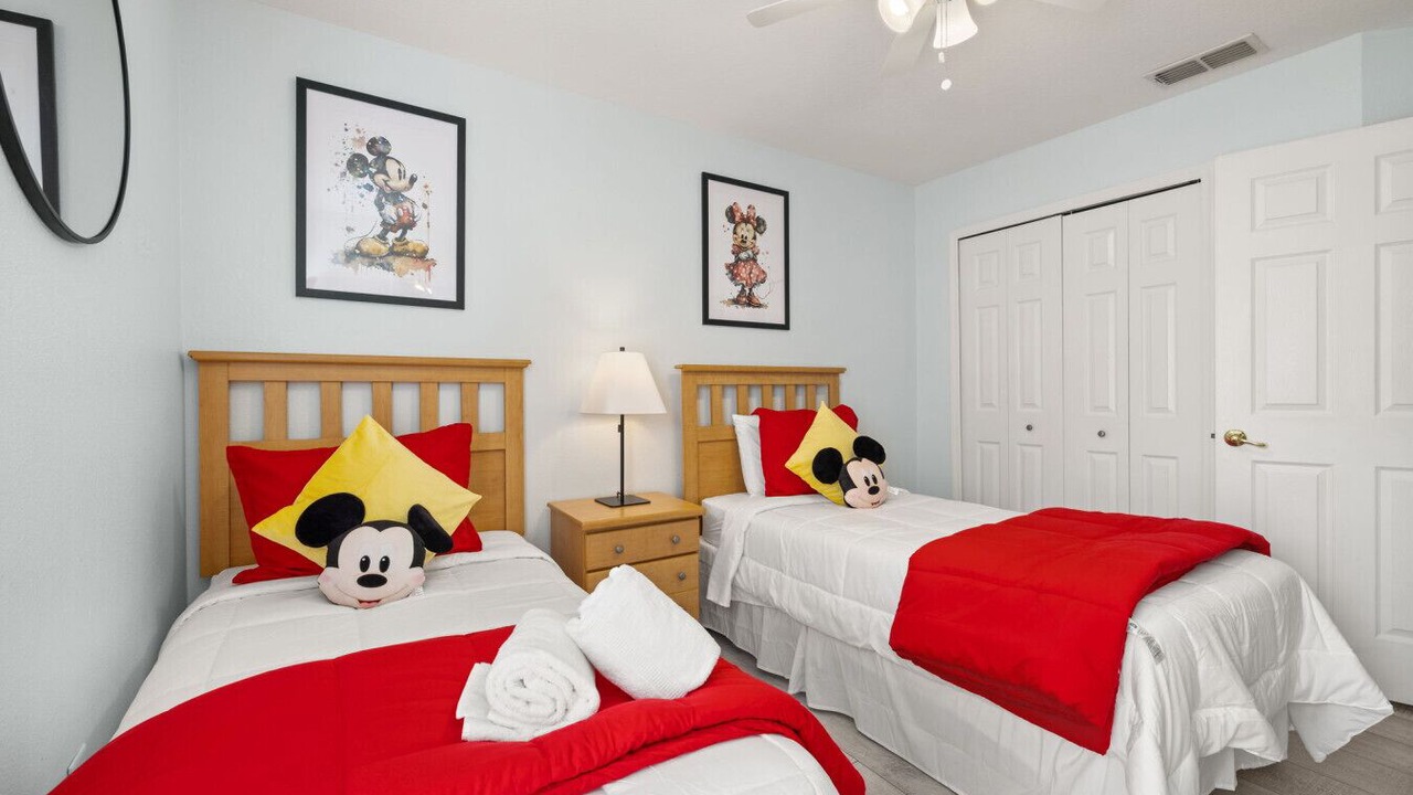 Photo of Bedroom in Watersong