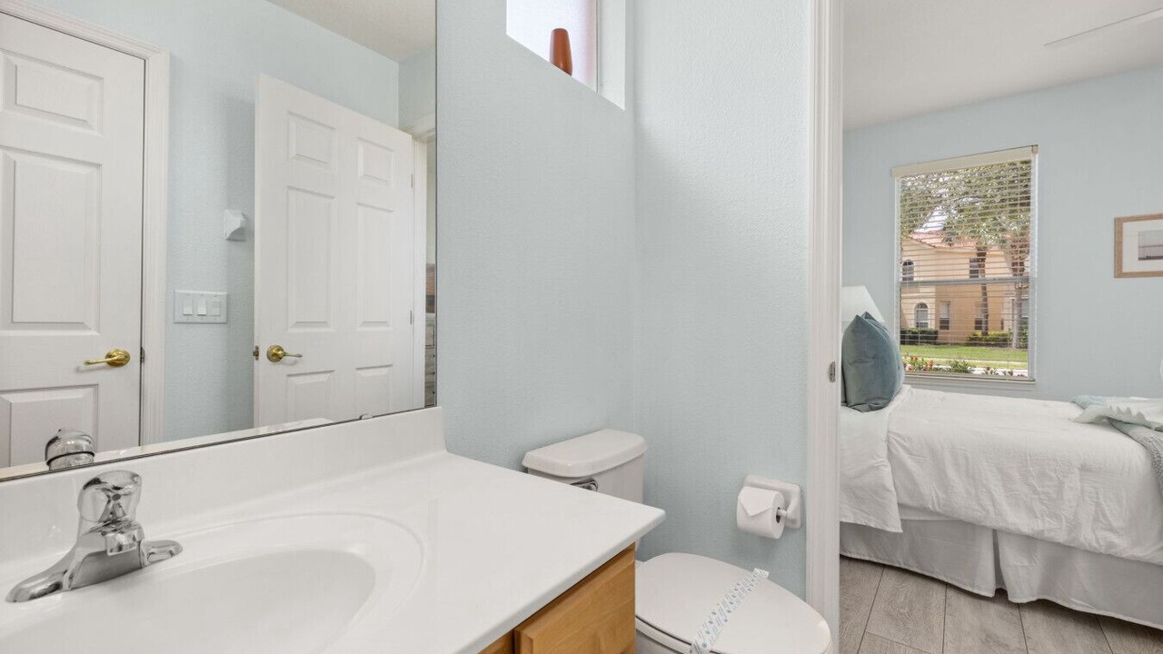 Photo of Bathroom in Watersong