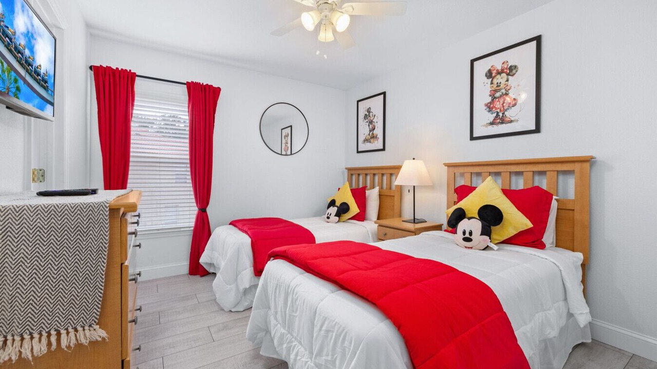 Photo of Bedroom in Watersong