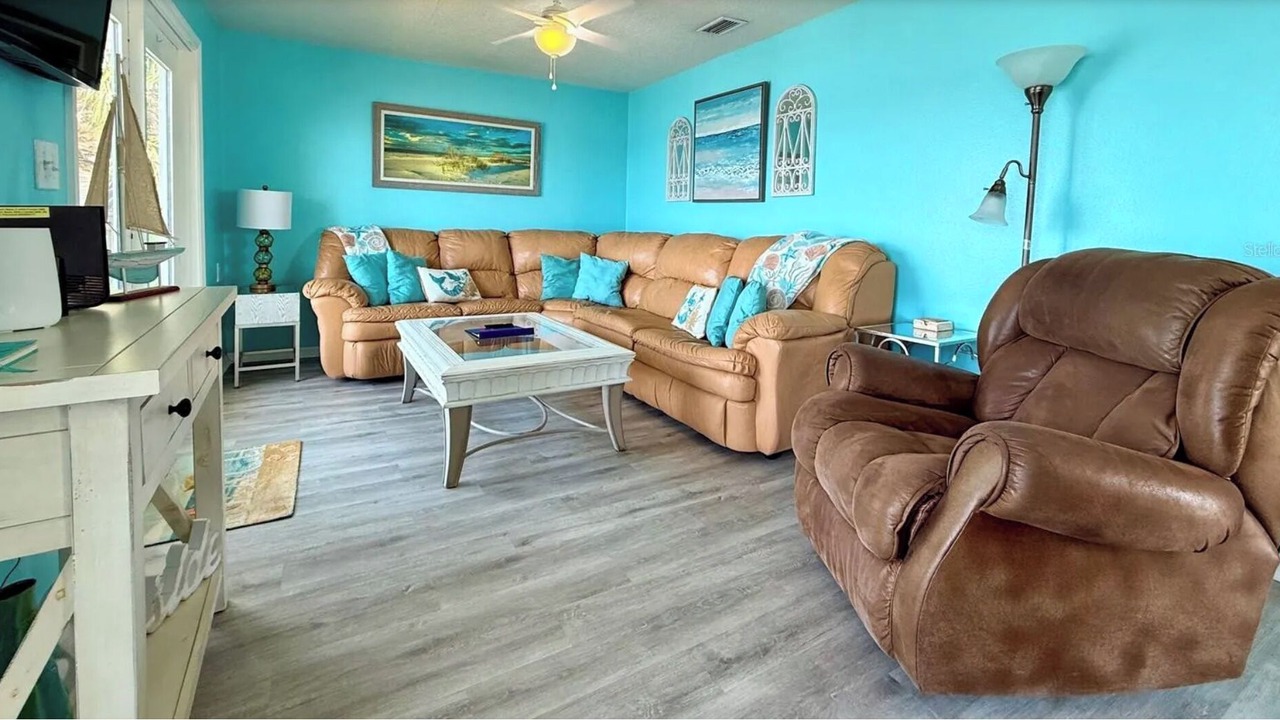 Photo of Livingroom in Driftwood Isles