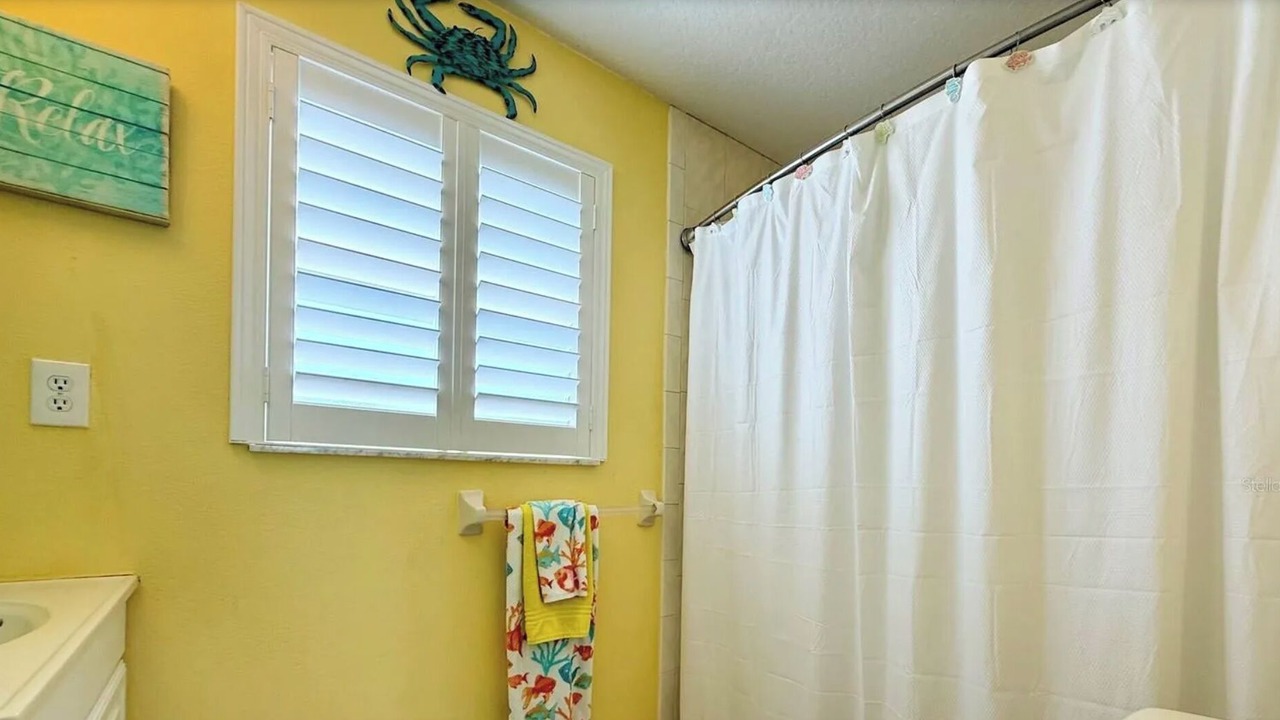 Photo of Bathroom in Driftwood Isles