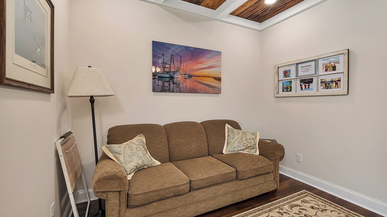 Photo of Livingroom in Epworth Acres