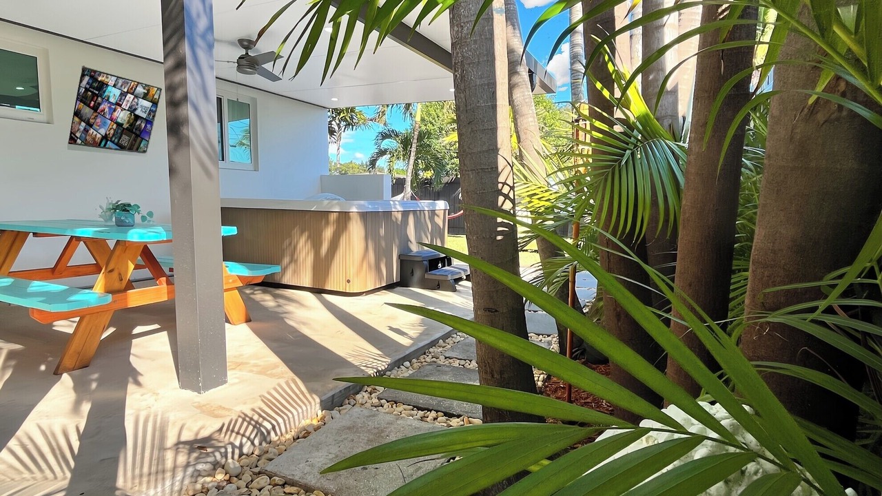 Photo of Patio Balcony in Coral Terrace