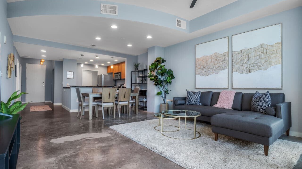 Photo of Livingroom in South Eola