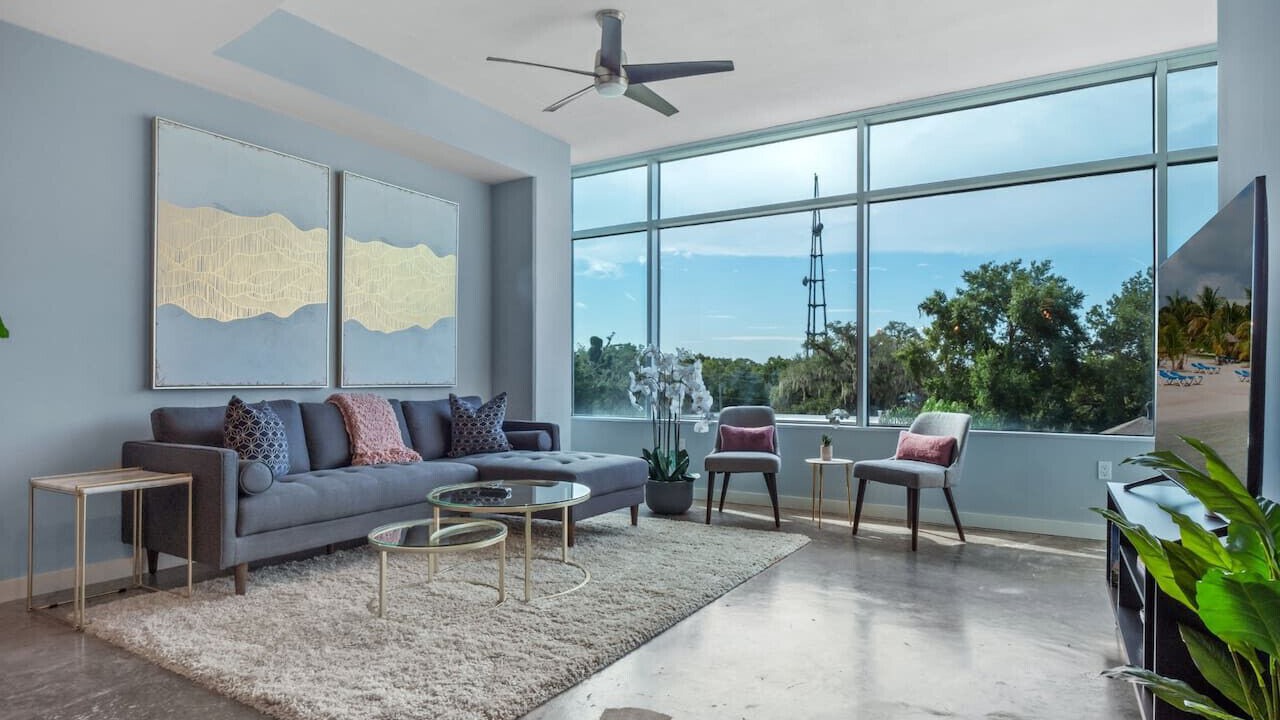 Photo of Livingroom in South Eola
