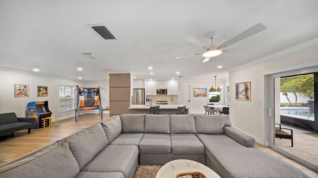 Photo of Livingroom in Lake Magdalene