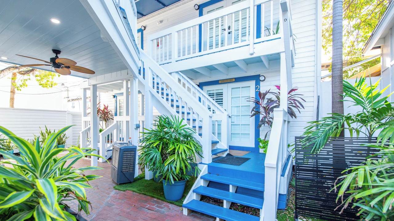 Photo of Patio Balcony in Historic Seaport