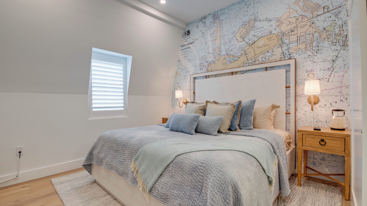 Photo of Bedroom in Historic Seaport