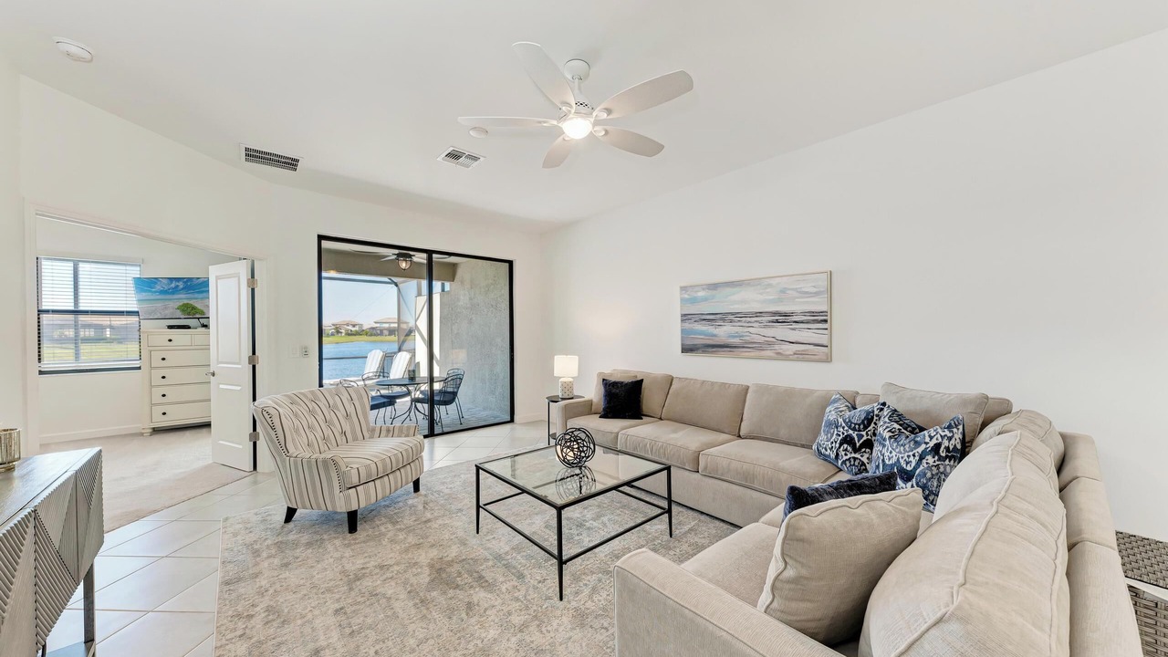Photo of Livingroom in Lakewood Ranch