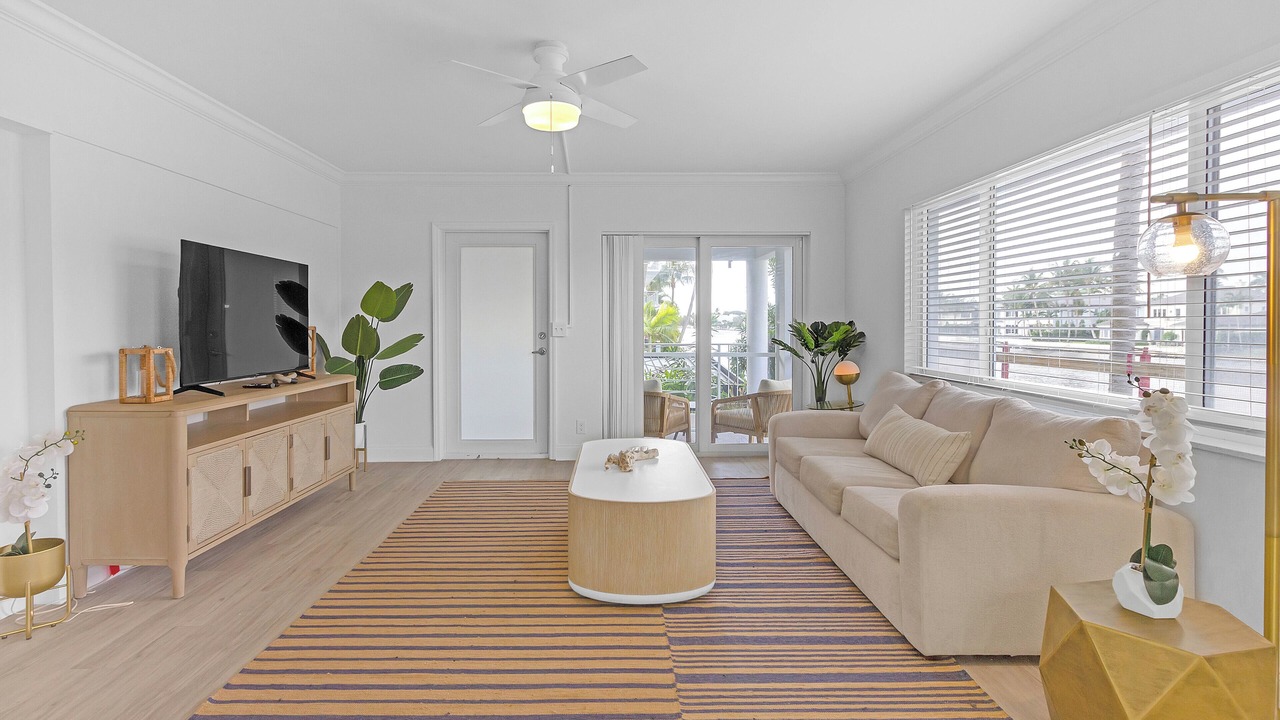 Photo of Livingroom in Boca Raton