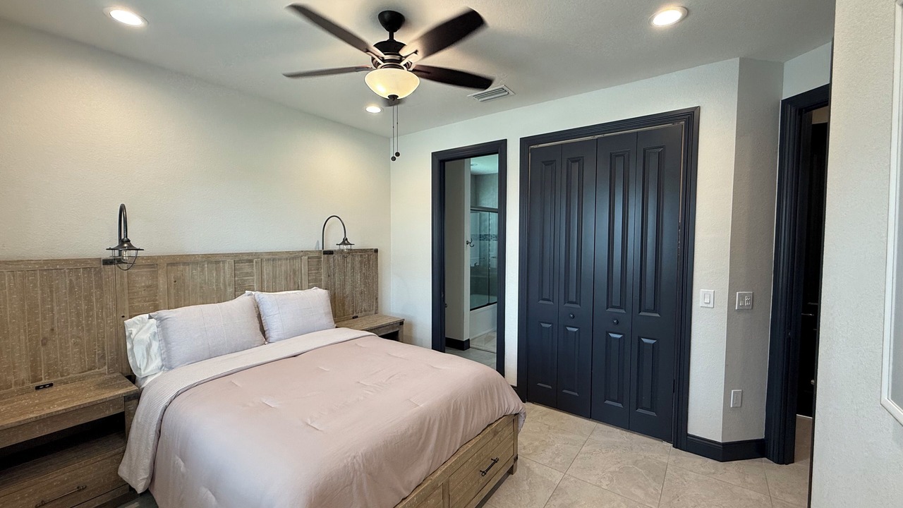 Photo of Bedroom in Burnt Store Isles