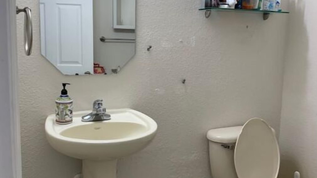 Photo of Bathroom in The Hammocks