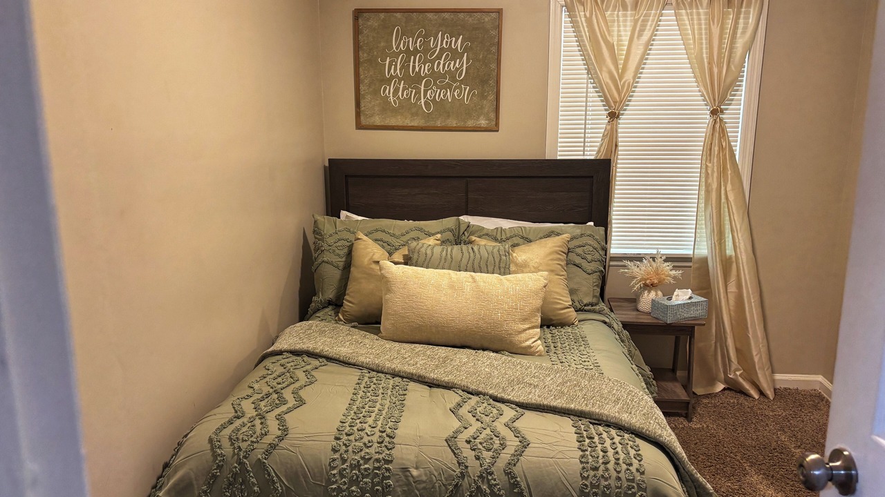 Photo of Bedroom in Northside