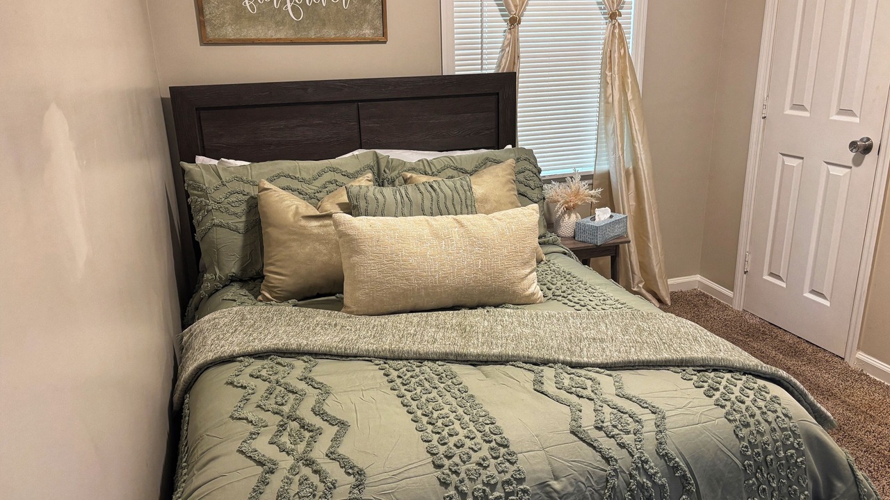 Photo of Bedroom in Northside