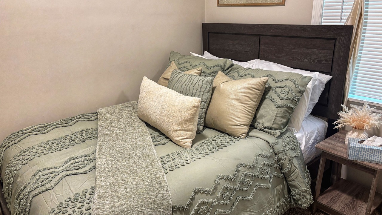 Photo of Bedroom in Northside